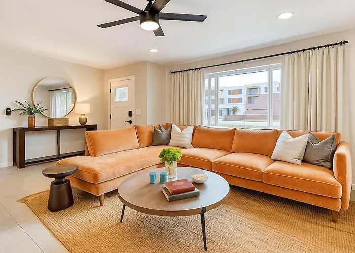 Rose Retreat W/ Coach House-2 Homes-ig Worthy Scottsdale
